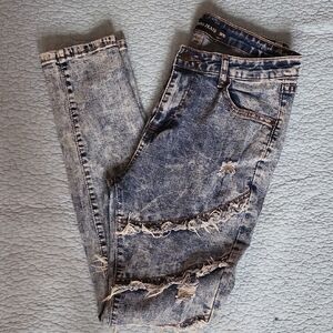 Skinny Jeans with Distressed Finish